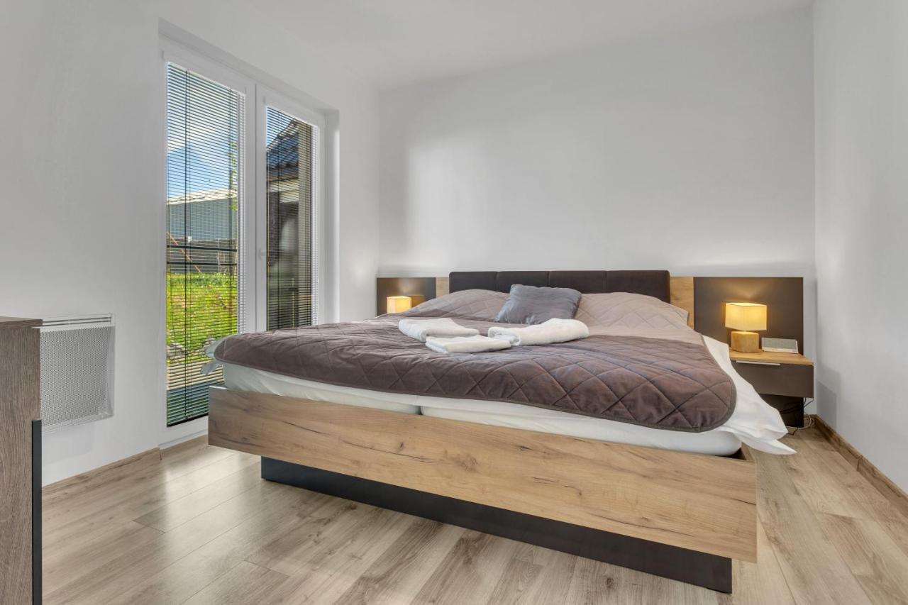 Family Apartments Klinovec Loučná pod Klínovcem Екстериор снимка